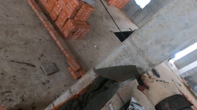 кладка кирпича / нанесение раствора кельмой Marshalltown/ 10 советов от профессионала - 2 серия смотреть онлайн