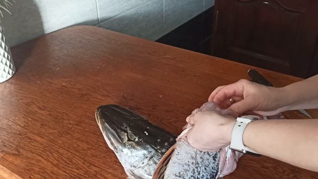 Щука фаршированная грибами. смотреть онлайн