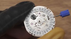 Why Swiss Mechanical Movement is More Expensive (Sellita SW200 VS Seiko NH35)