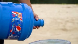 Experiment: Mentos VS Giant Coca Cola, Mirinda, Pepsi, Mtn Dew, 7up, Sprite, Fanta Hole Underground