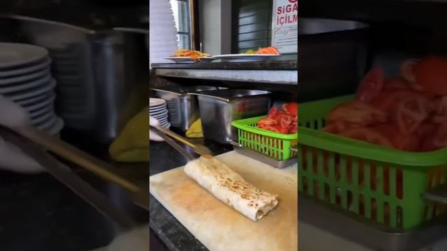 ДОНЕР С КУРИЦЕЙ+ГЁЗЛЕМЕ= TAVUK GÖZLEME???