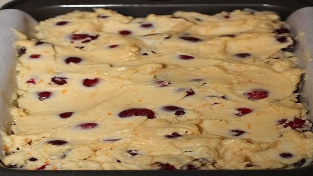 Брусничный торт со сметанным кремом
