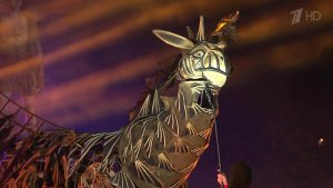 Владимир Путин посмотрел спектакль "Грифон" на нов...цене музея "Херсонес Таврический" в Севастополе