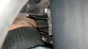 Camry 50 14г.в. 115000км. Замена задних амортизаторов (электро сидение) и правого заднего кулака.