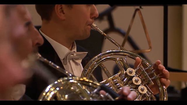 И. БРАМС - Вариации на тему Гайдна / ГОСОРКЕТР России имени Е. Светланова, Василий ПЕТРЕНКО смотреть онлайн