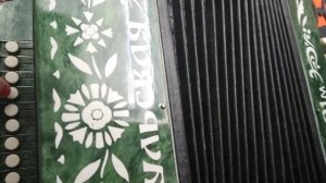 Песня про зайцев, на гармони,  цифры 89277382068