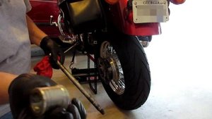 Honda Shadow VT750 ACE - Remove and Replace Rear Wheel - Chain Drive