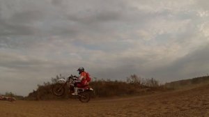 прыжки на эндуро