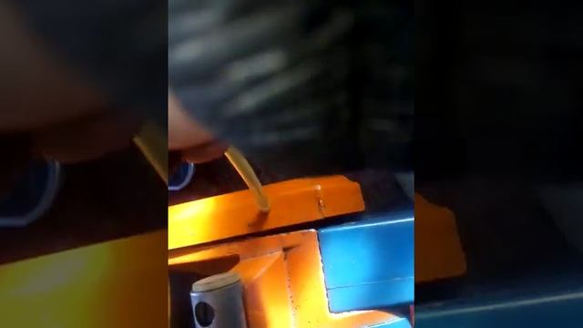 Как сделать бочок для смазки электро пилы ! смотреть онлайн