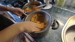 Как приготовить абрикосовый сок / Старинный бабушкин рецепт