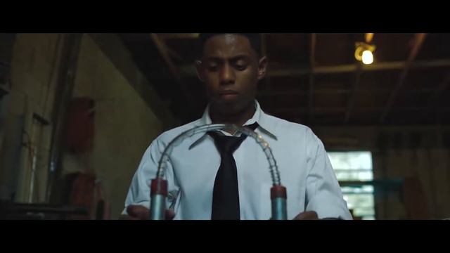 4atty aka Tilla ex. ГРИБЫ - В клеточку ft Эсчевский (Unofficial clip 2020) смотреть онлайн