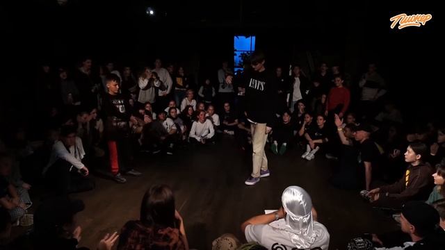 Антон vs Лил Кит || 1/4 boys Beginners 1x1|| Пионер Battle vol.2 смотреть онлайн