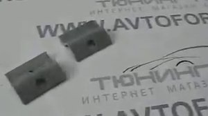 Спойлер Приора (хэтчбек) на скобах.