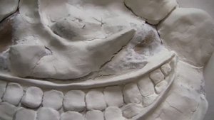 сделала маску солнца из фнафа??(fnaf security breach)