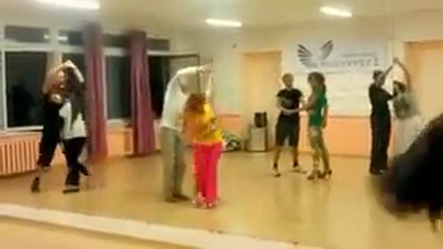 Zouk lesson with Tanya Kurchina in EXDS_25.08.2013 смотреть онлайн