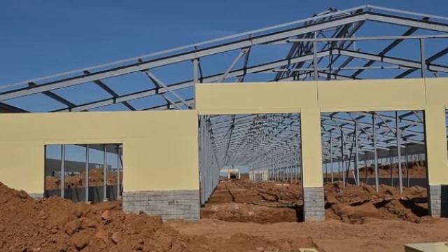 В Неме строится молочно-товарная ферма на 3100 голов смотреть онлайн