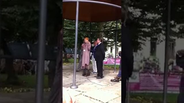 Battesimo della rosa "Vivienne Westwood" смотреть онлайн