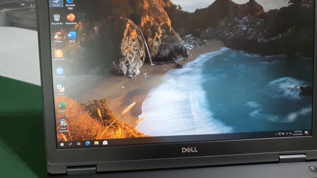 Báo giá Dell Latitude 5590 đồ họa,bản full option, card rời 2g,i7,8650u,ram 32g, ssd512. 0846844448 смотреть онлайн