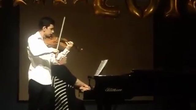 МОЙ БРАТ ЕНГОЯН ДАВИД MY BROTHER ENGOYAN DAVID PLAYS. смотреть онлайн