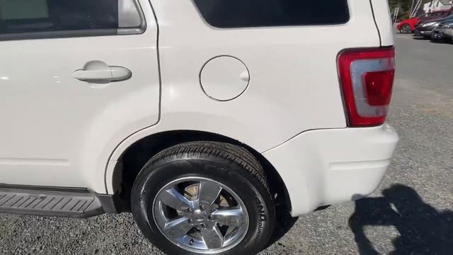 2011 Ford Escape Limited смотреть онлайн