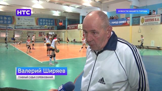 В спорткомплексе «Олимп» прошло первенство Свердловской области по волейболу смотреть онлайн