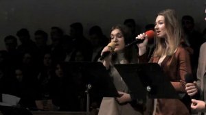 А мне ушедших дней не жаль... пение группы