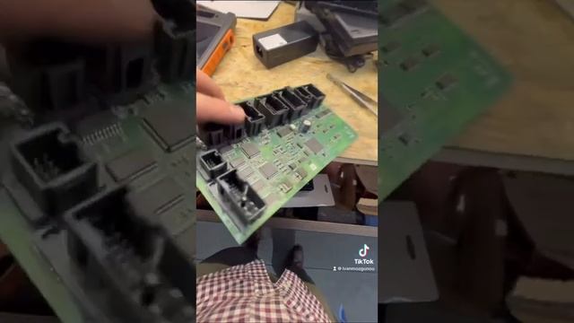 Не работает блок SAM. Ключ для мерседес. смотреть онлайн