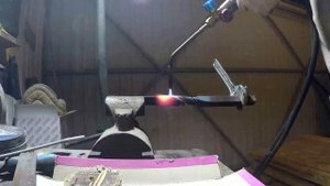 Пескоструй своими руками,из газового баллона!
Деревенский парень!