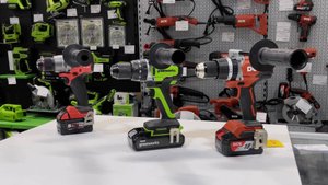 Сравниваем мощные аккумуляторные шуруповерты Milwaukee M18 FDD3-502X, DCK KDJZ03-13, Greenworks GD24