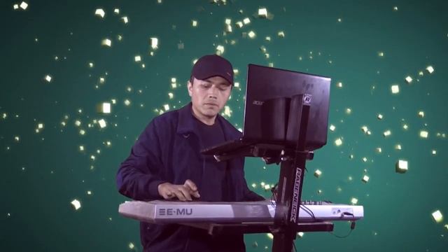 Shalaxo Reqsi Azerbaijan music Biz Mehriban Ailəyik Танец Шалахо смотреть онлайн