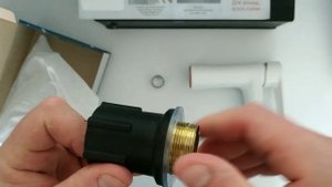 Пластиковый смеситель для раковины Fokus