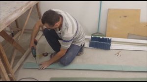 Как закрыть карниз потолочным плинтусом - часть 1