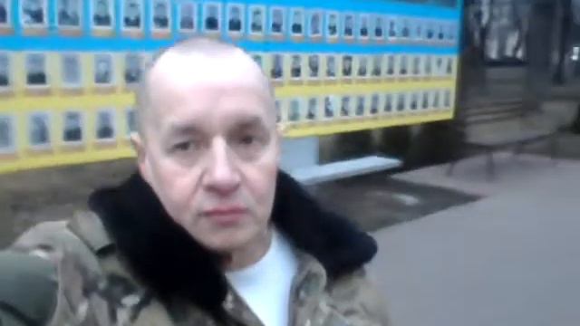 Кривой Рог.Алея героев АТО и Виктор.