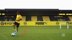 Jadon Sancho & Co. Showing Off Their REAL Skills - EA Sports FIFA 20 Rating Reveal