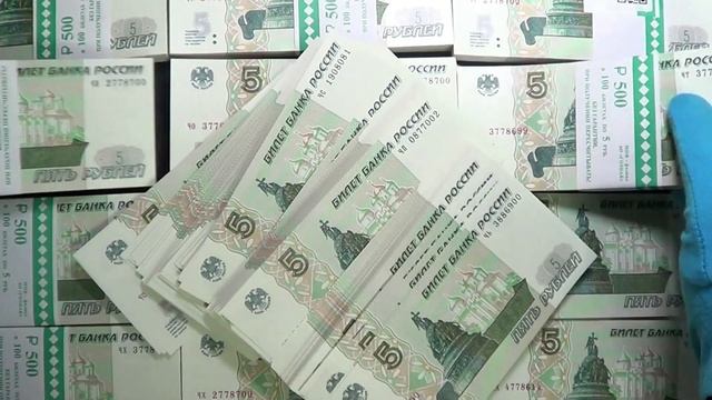 Второй набор серий новых бумажных 5 рублей ! Распаковка блока денег, которых так и нет в обороте. смотреть онлайн