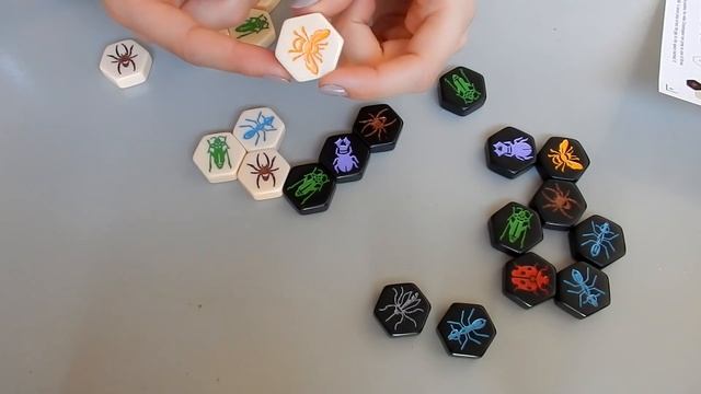 ASMR | Hive Pocket Game Unboxing & Explanation (lots of tapping sounds!) смотреть онлайн