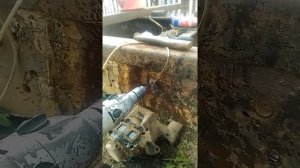 Сверление заклёпки под потай в раме МАЗ