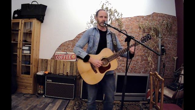 Cort Gold vs Furch Durango смотреть онлайн