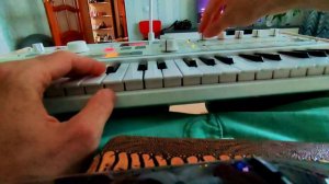 Korg MicroKorg S играю  что-то своё