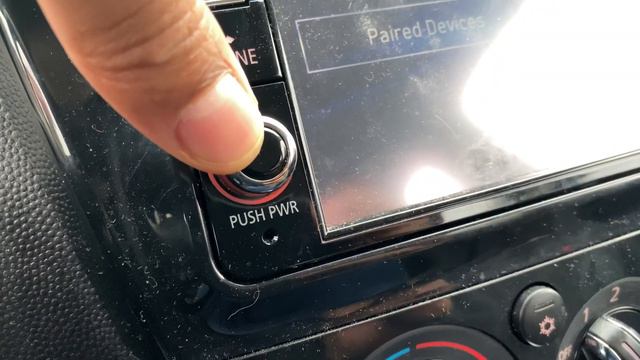 Mitsubishi Mirage – Media center overview смотреть онлайн