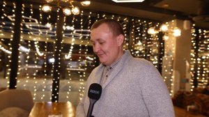 Поздравление одним словом. Максиму 35 лет.