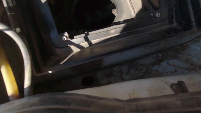 Замена вентилятора отопителя (печки). Калина, гранта.. смотреть онлайн