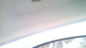 Lada Granta - установка потолочных поручней.