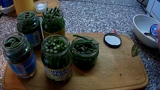 Маринованные чесночные стрелки / Pickled garlic arrows