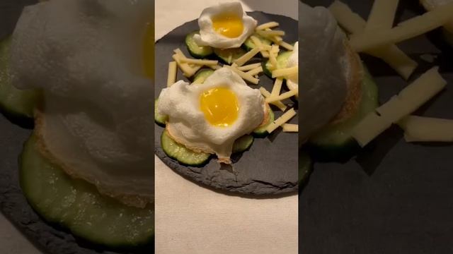 Яичница из перепелиных яиц
