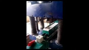 Гидравлический пресс для блоков соли для животных
пресс для соляных блоков\соляной пресс машина