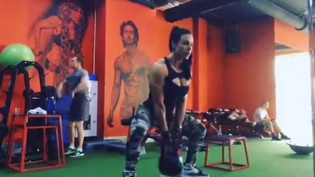 Плие смотреть онлайн