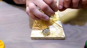 Генератор бесплатного электричества из магнита и моторчика.