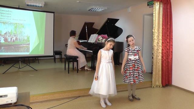 Русские народные песни (календарные) Исполняют Крюкова С., Мартынова В. смотреть онлайн