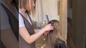Тест- прядь - это первый этап диагноза волос до начала работы. Первая часть